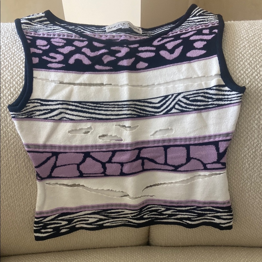 Angelica -Val sleeveless White,black,lilac sleeveless Crop top W/sheer cutout